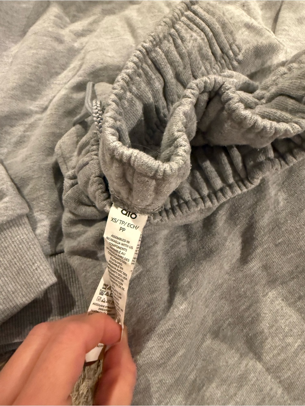 ALO Yoga Light Gray Lounge Sweatshirt and Sweatpants Set - Picture 3 of 4